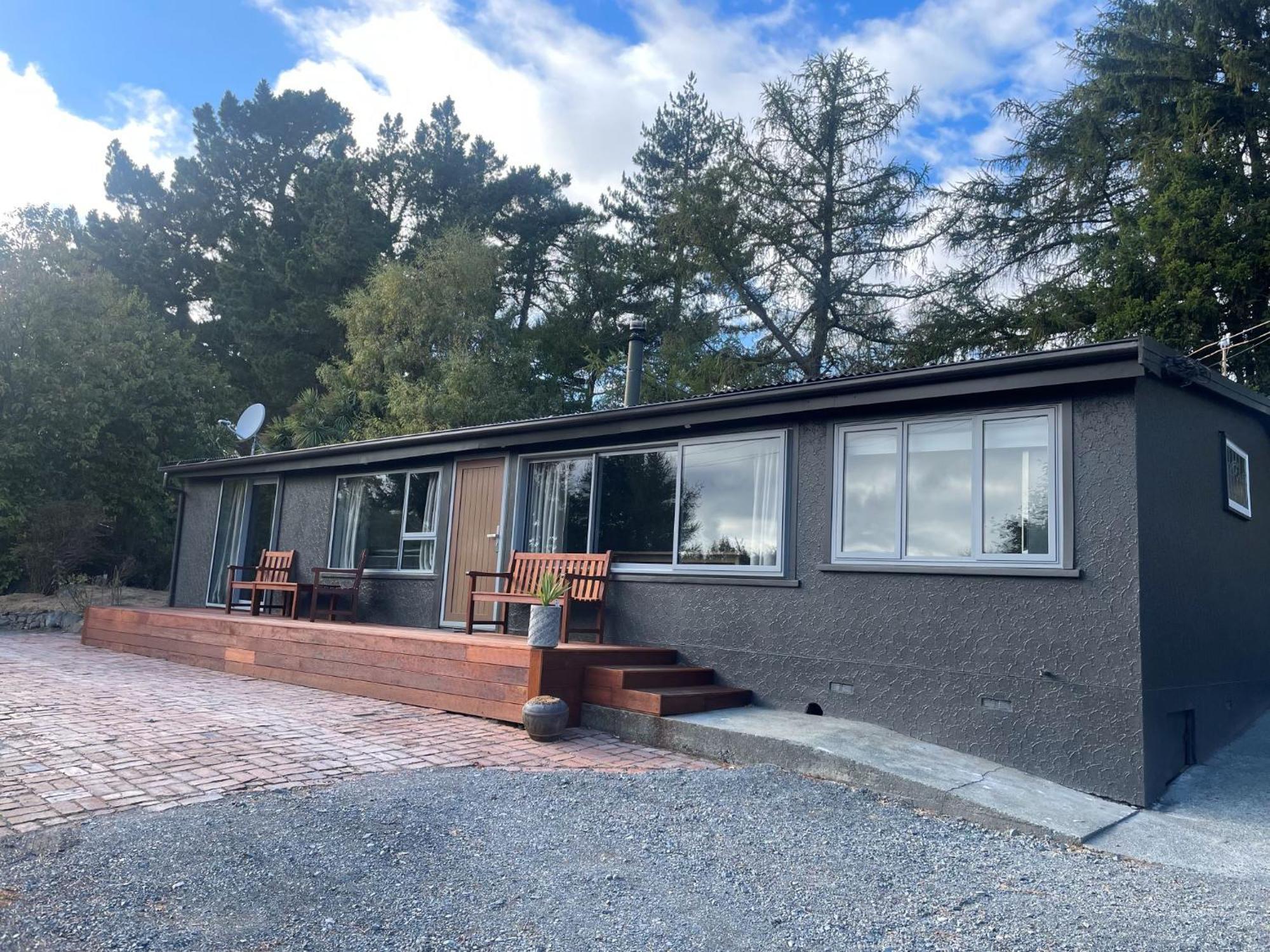 Villa Alpine Views Burkes Pass Exterior foto